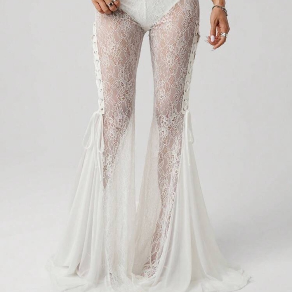 Elegant White Lace Women's Pants - Picture 7 of 7